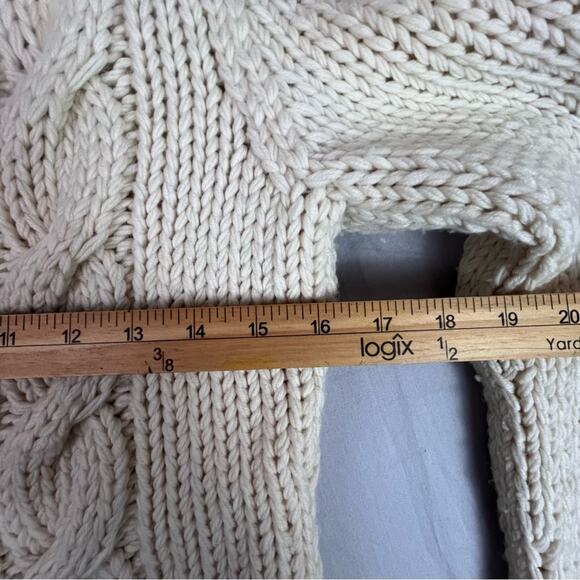 Handknit Merino Wool Cardigan Sweater Womens Medium Ivory Cable Knit Fisherman - Picture 6 of 10